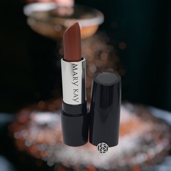 Rich Truffle Gel Semi-Matte Lipstick - Discontinued - Picture 6 of 6